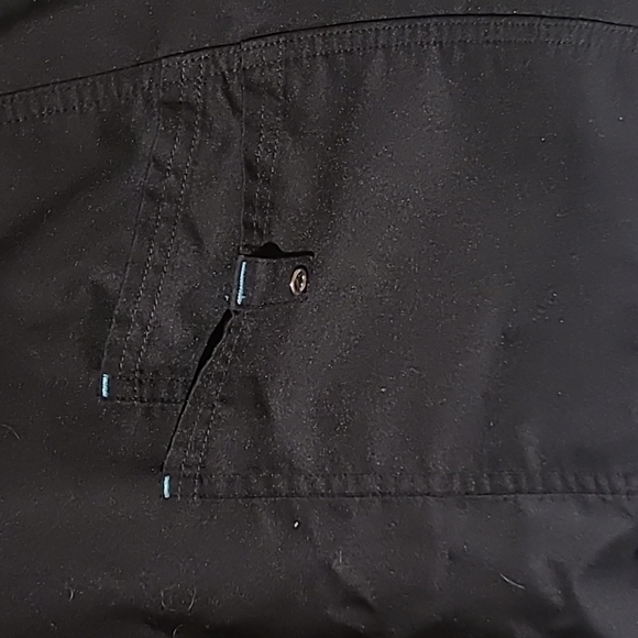 SET OF 5 Black Scrub Tops - Picture 3 of 4